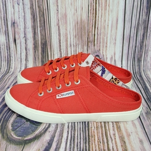 Superga Women's Size 6.5  Canvas Lace Up Backless Platform Sneakers Red New - Picture 2 of 12